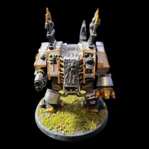Warhammer 40K Imperial Knight Miniature Painted Model Metal Base